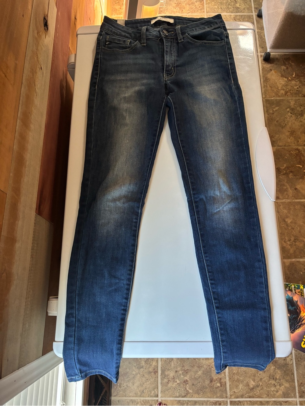 KanCan Dark Wash Ankle Jeans